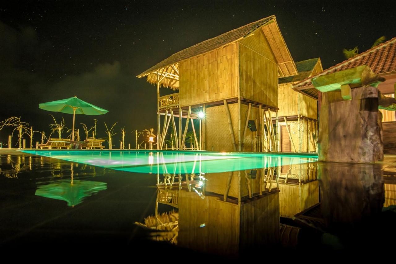 Pondok Bamboo Villa Batununggul Exterior photo